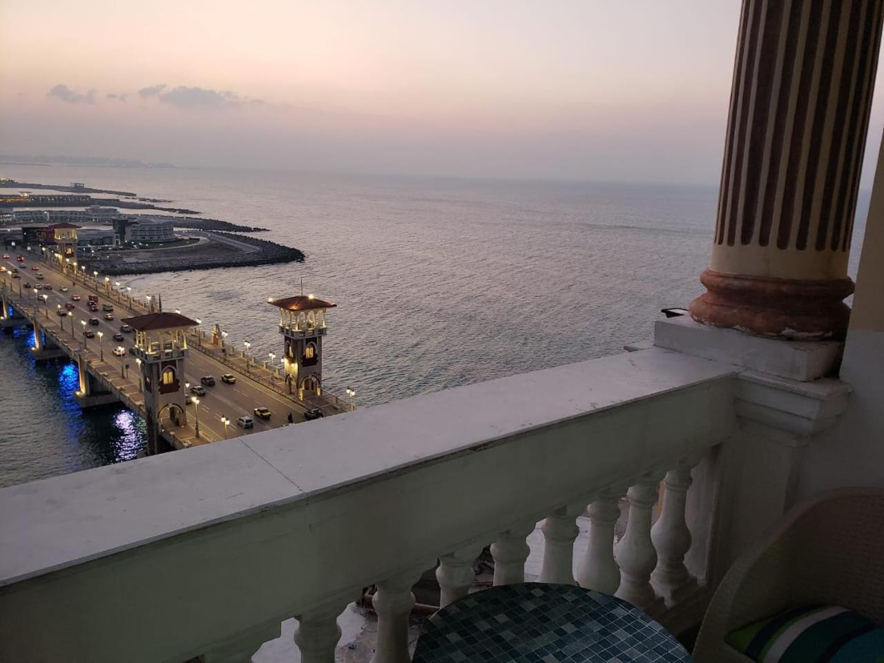 Stanley Bridge * Alexandria